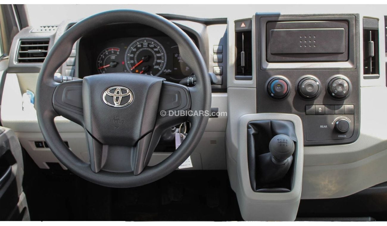 Toyota Hiace Toyota/HIACE D/00M51 2.8L M51 COMMUTER HR DIESEL MT