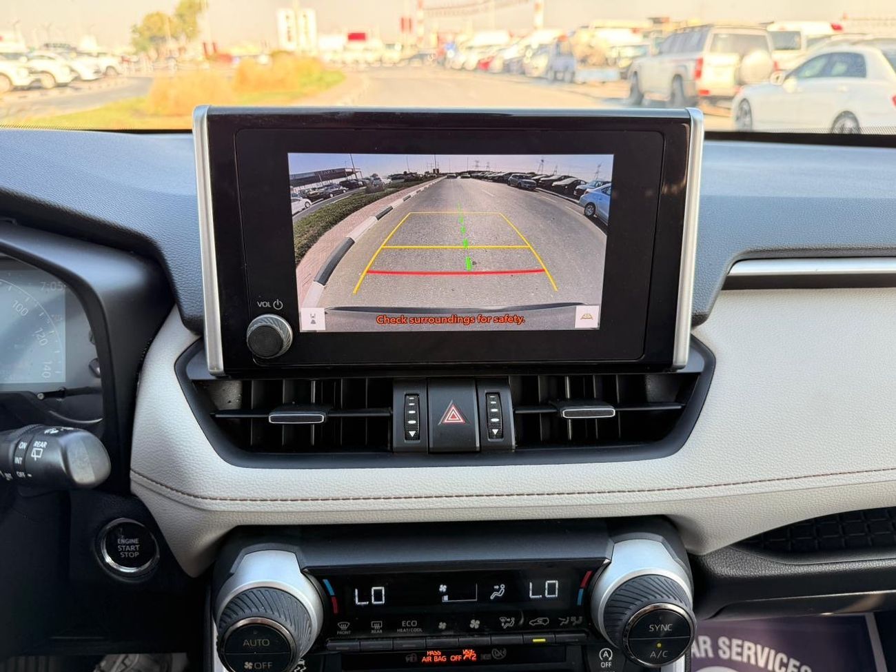 Toyota RAV4 XLE premium 2.5L | Sunroof | leather seats | push start full option