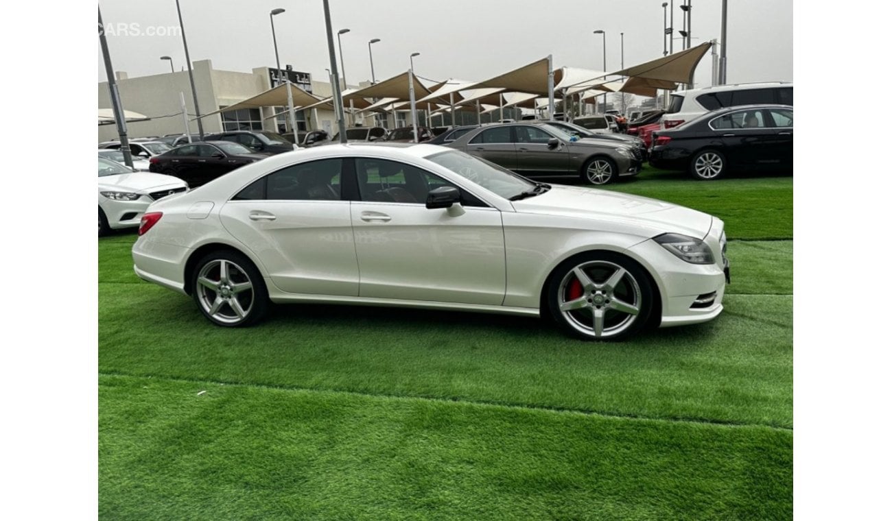 Mercedes-Benz CLS 500 MODEL 2014 GCC CAR PERFECT CONDITION INSIDE AND OUTSIDE