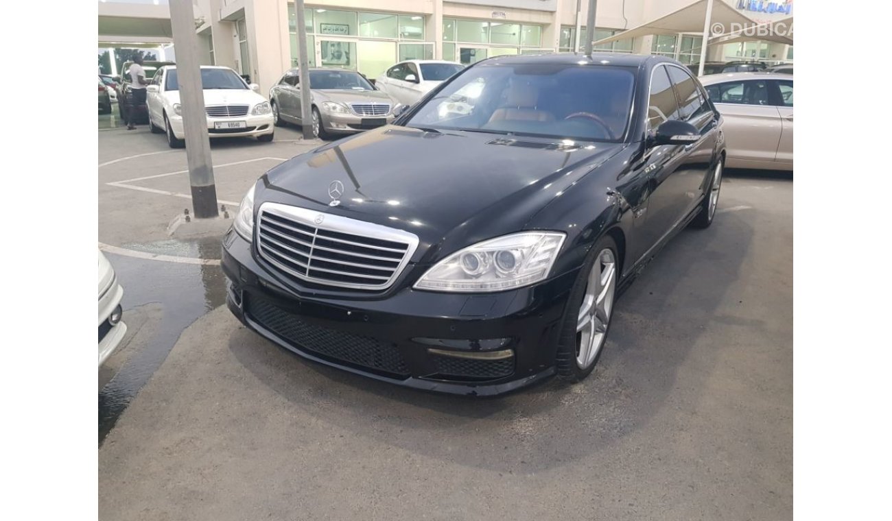 مرسيدس بنز S 63 AMG السياره ممتازه بدون حوادث