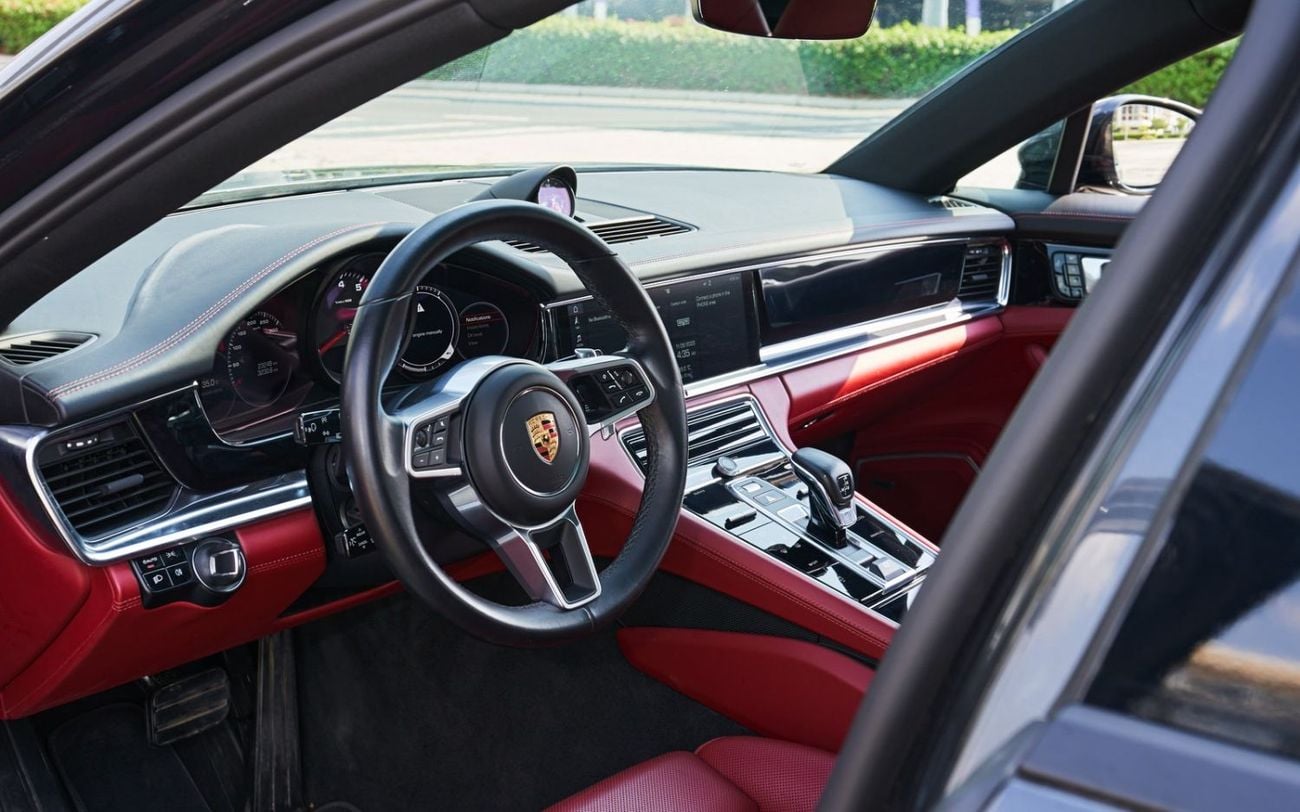 بورش باناميرا Porsche Panamera 2020