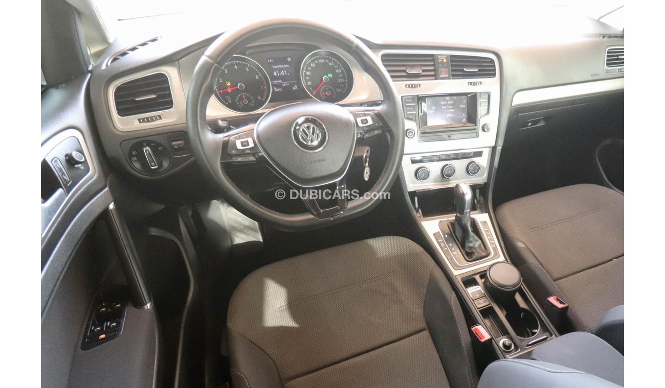 فولكس واجن جولف A7