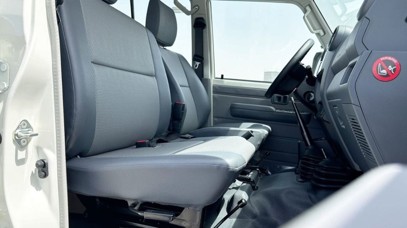 تويوتا لاند كروزر بيك آب TOYOTA LAND CRUISER 79 4.2L 4X4 MY2025 diesel