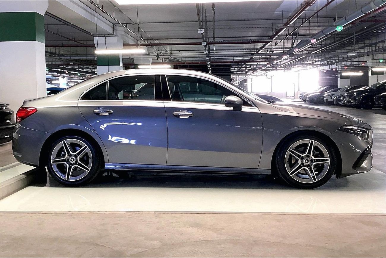 Mercedes-Benz A 200 Premium | Guaranteed Warranty | 0 Down Payment