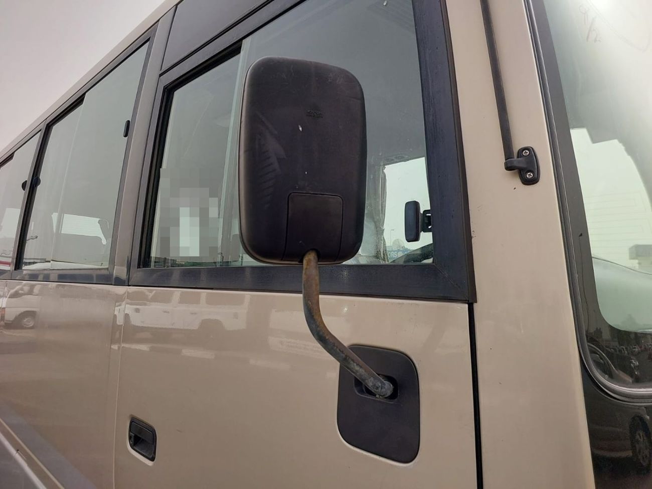 إيسوزو جرنی ISUZU JOURNEY BUS RHD 2001 MODEL 4.1 L DIESEL AUTOMATIC(PM00048)