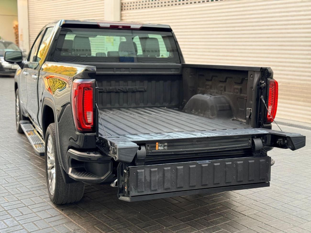 GMC Sierra 2021 GCC LOW MILEGE