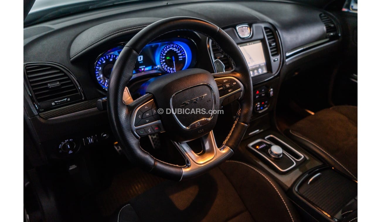 كرايسلر 300C Std 2016 Chrysler 300C SRT 6.4L V8 / Full Chrysler Service History & Extended Warranty (2017 First R
