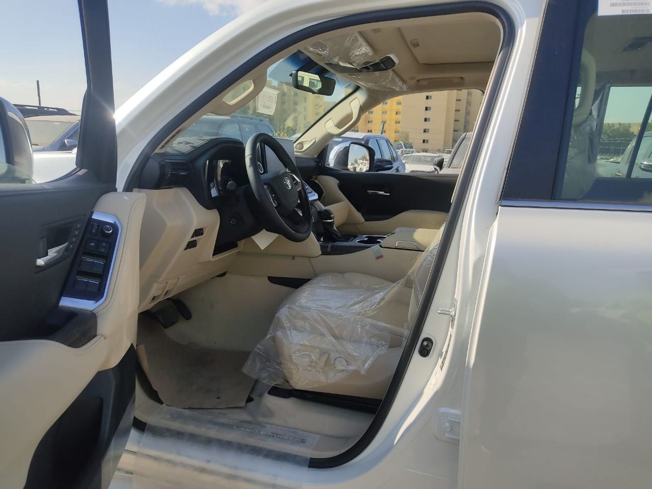 تويوتا لاند كروزر VXR 3.5L