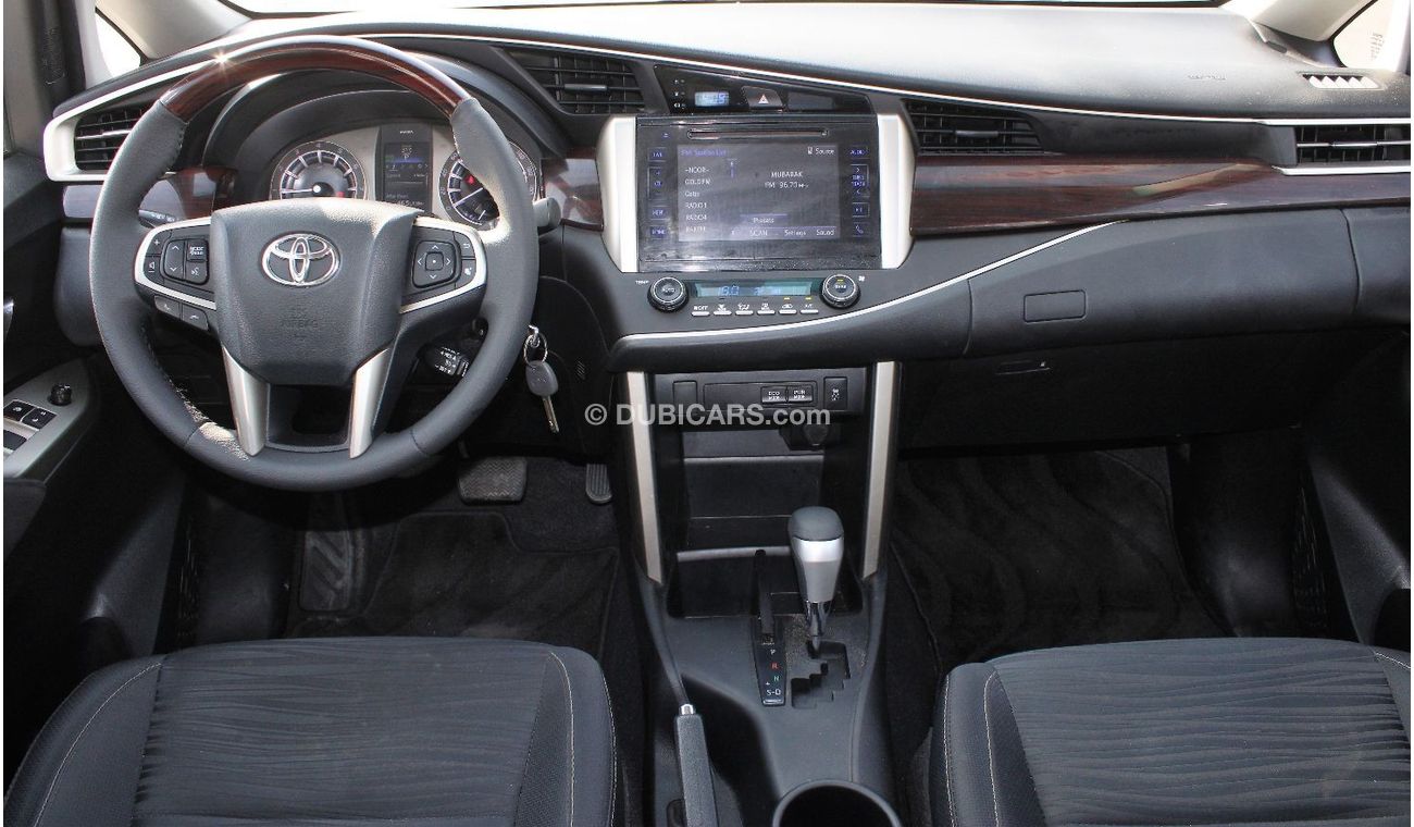 Toyota Innova SE+ Toyota Innova 2019 in excellent condition without accidents