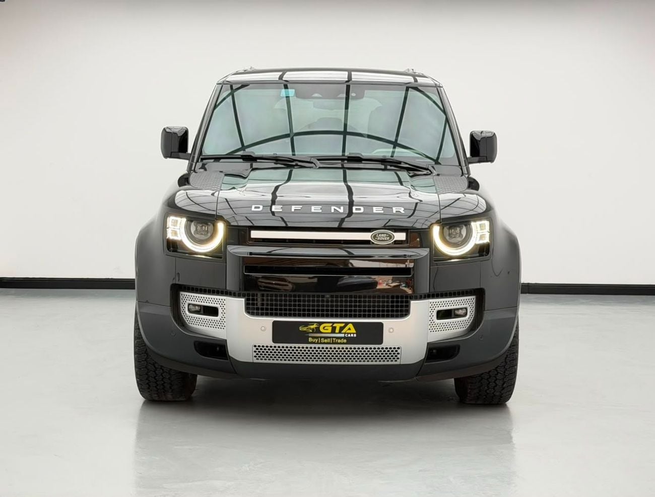 Land Rover Defender 110 X-DYNAMIC SE P300