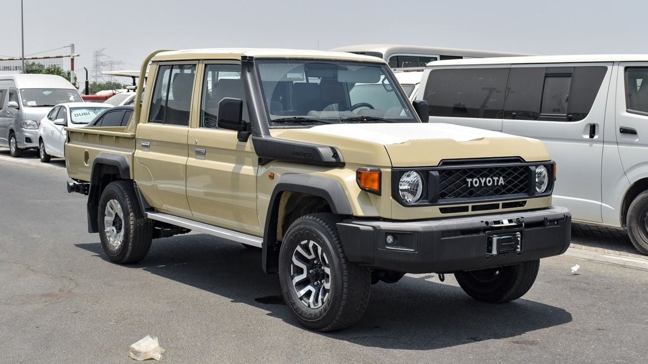 تويوتا لاند كروزر بيك آب 4.0L V6 A/T