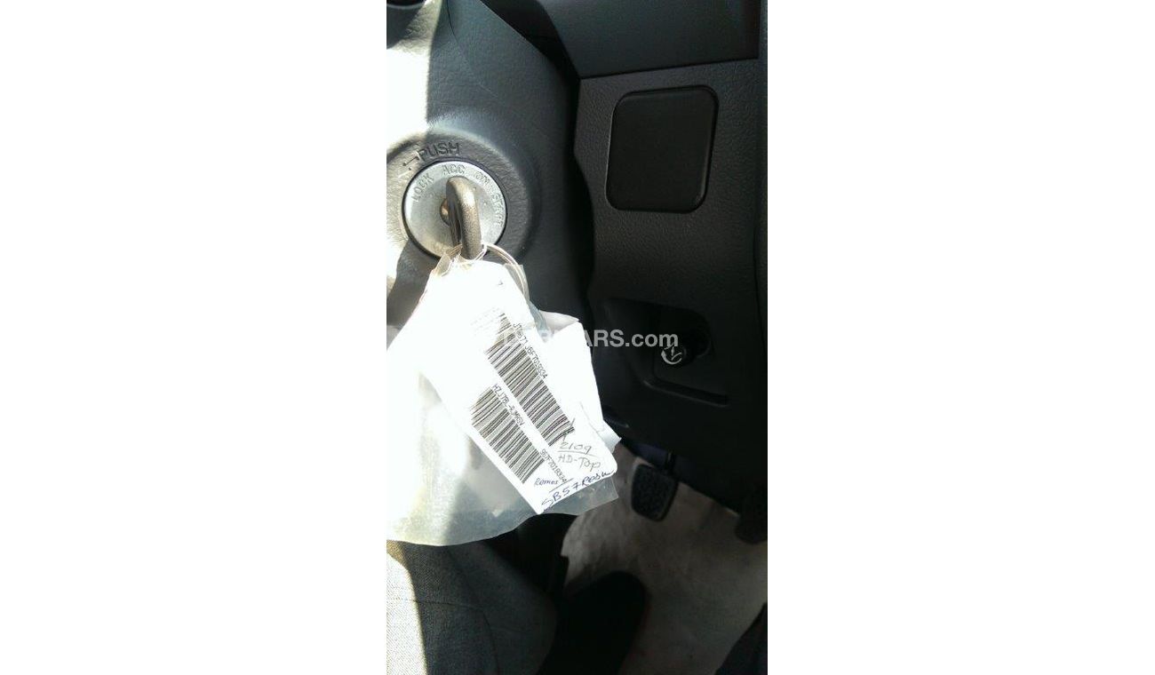 Toyota Land Cruiser 4.2L DSL, Hard Top 78 LX 13, Diesel, 13 Seats