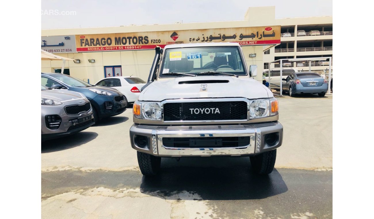 Toyota Land Cruiser Pick Up VDJ79 SC WITH DIFF-LOOK 2018