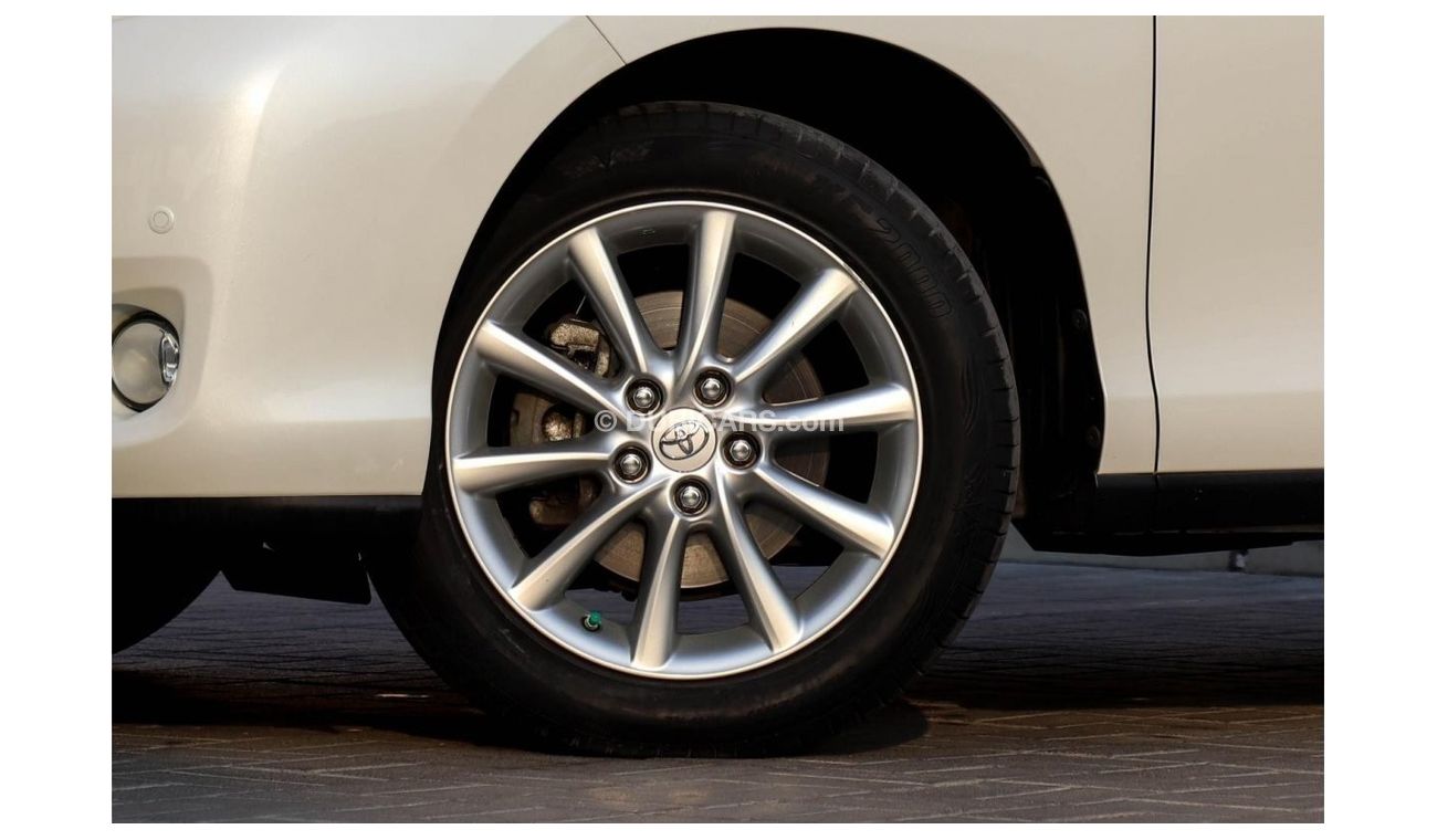 Toyota Previa Toyota Previa SE 2019