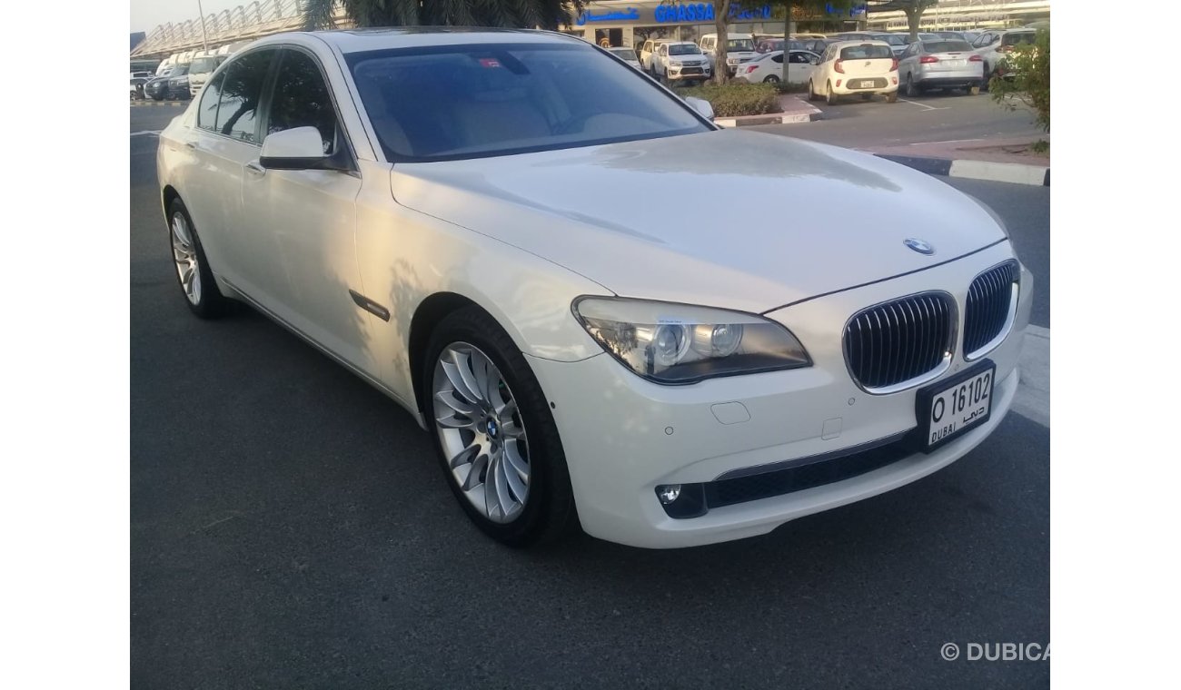 BMW ActiveHybrid 7 2012 V8 FULL OPTIONS