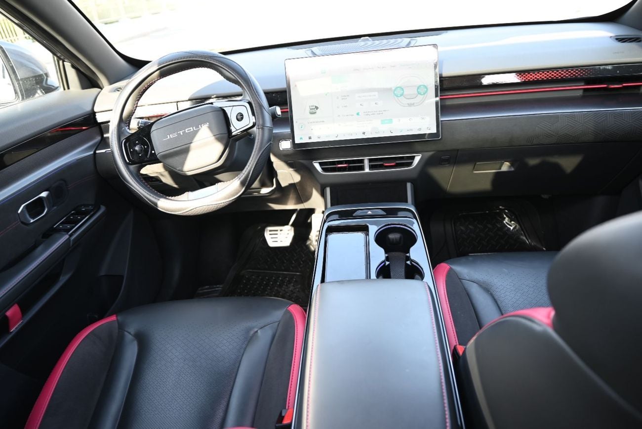 Jetour Dashing LUXURY - 0% DP - GCC SPECS - WARRANTY & SERVICE AVAILABLE - JETOUR DASHING 2025