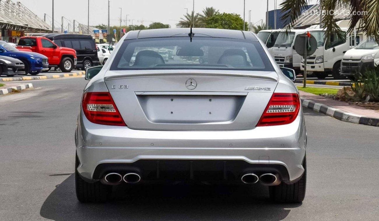 Mercedes-Benz C 63 Coupe