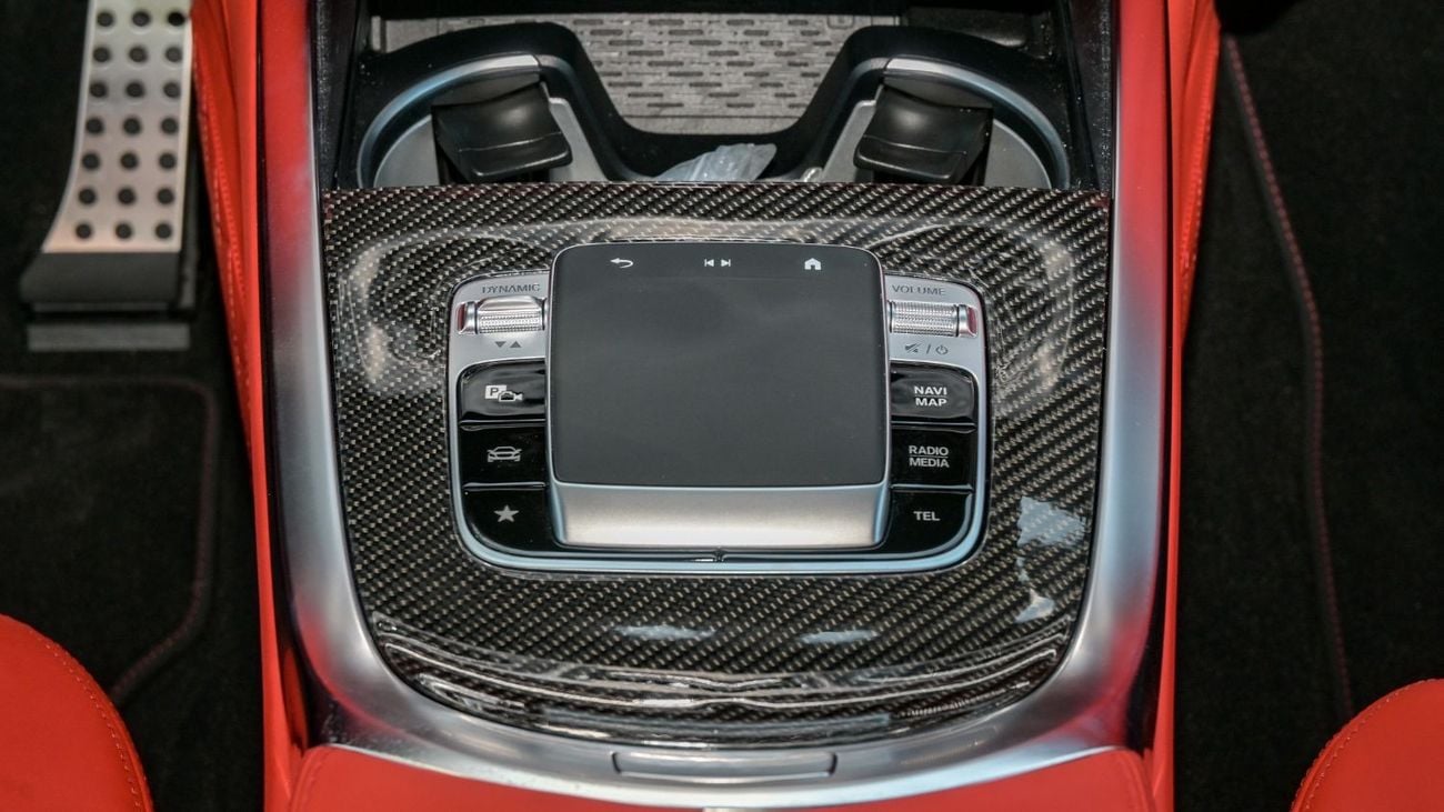 Mercedes-Benz G 63 AMG Mercedes G63 | Double Night Black | Carbon Fiber | Fully Loaded | Rear Entertainment Screens | 2025