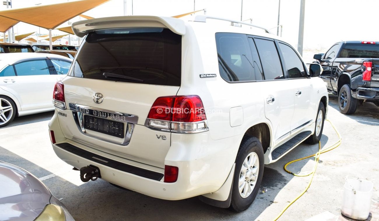 Toyota Land Cruiser GXR I V8