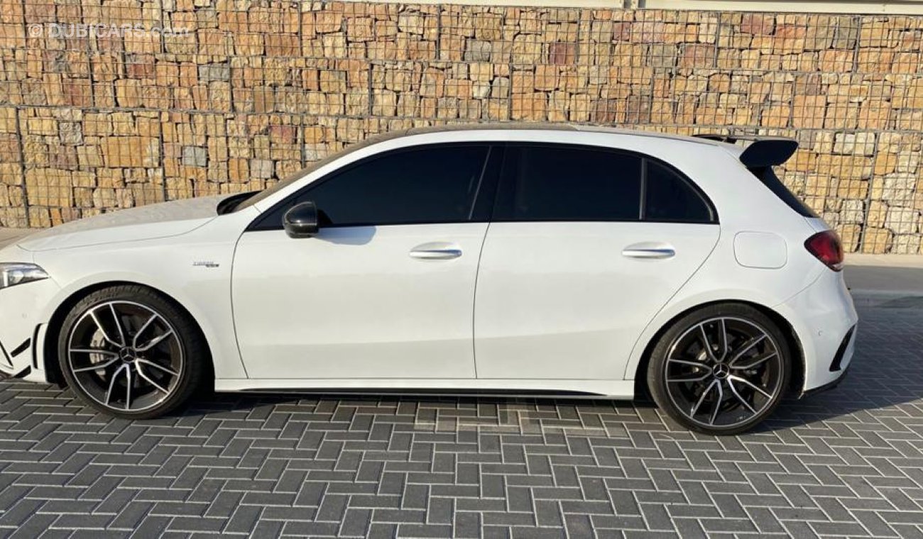 Mercedes-Benz A 35 AMG premium plus