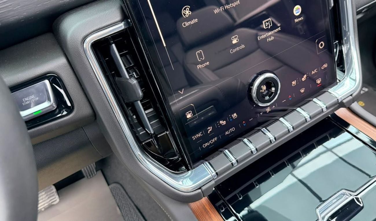 جي أم سي يوكون DENALI 2025 GMC Yukon Denali, 2030 GMC Warranty + Service Pack, Full GMC Service History, Very Low K