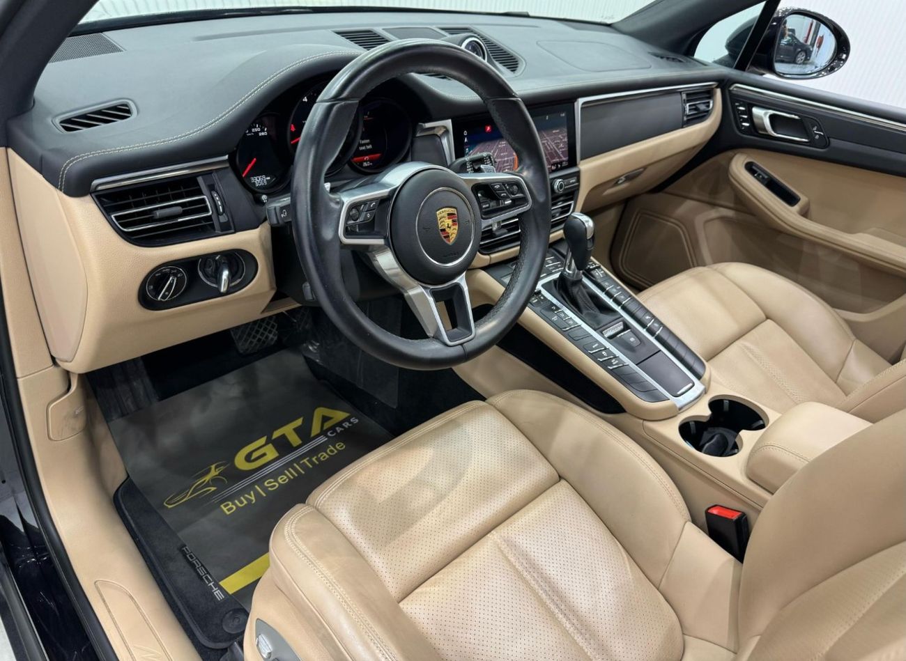 Porsche Macan Std 2.0L (252 HP) 2021 Porsche Macan, 1 Year Warranty, Full Agency Service History, GCC