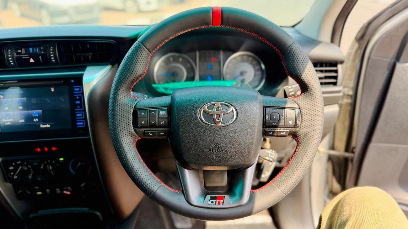 تويوتا فورتونر 