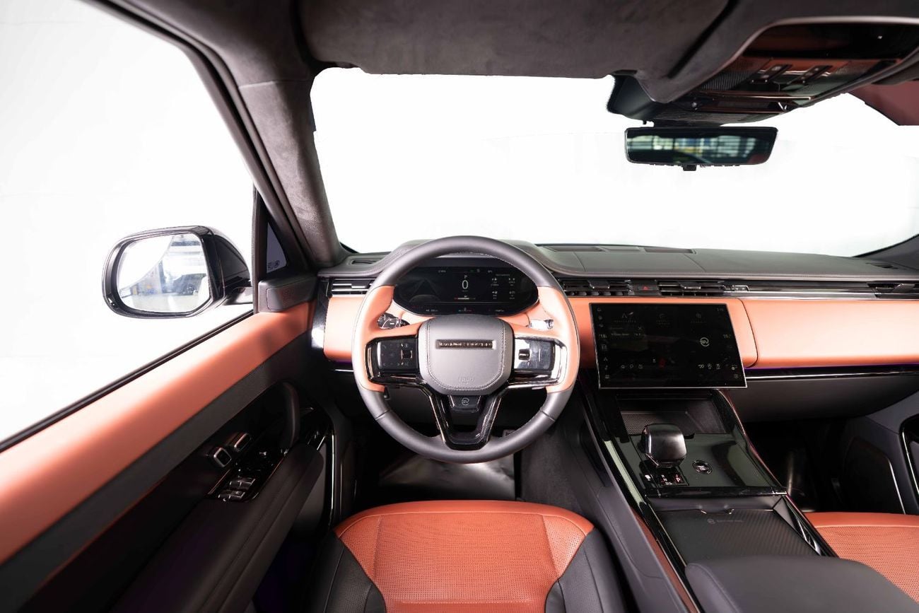 Land Rover Range Rover Sport  SV Edition One-Land Rover warranty valid till October 2029-full service done in Land Rover-wel