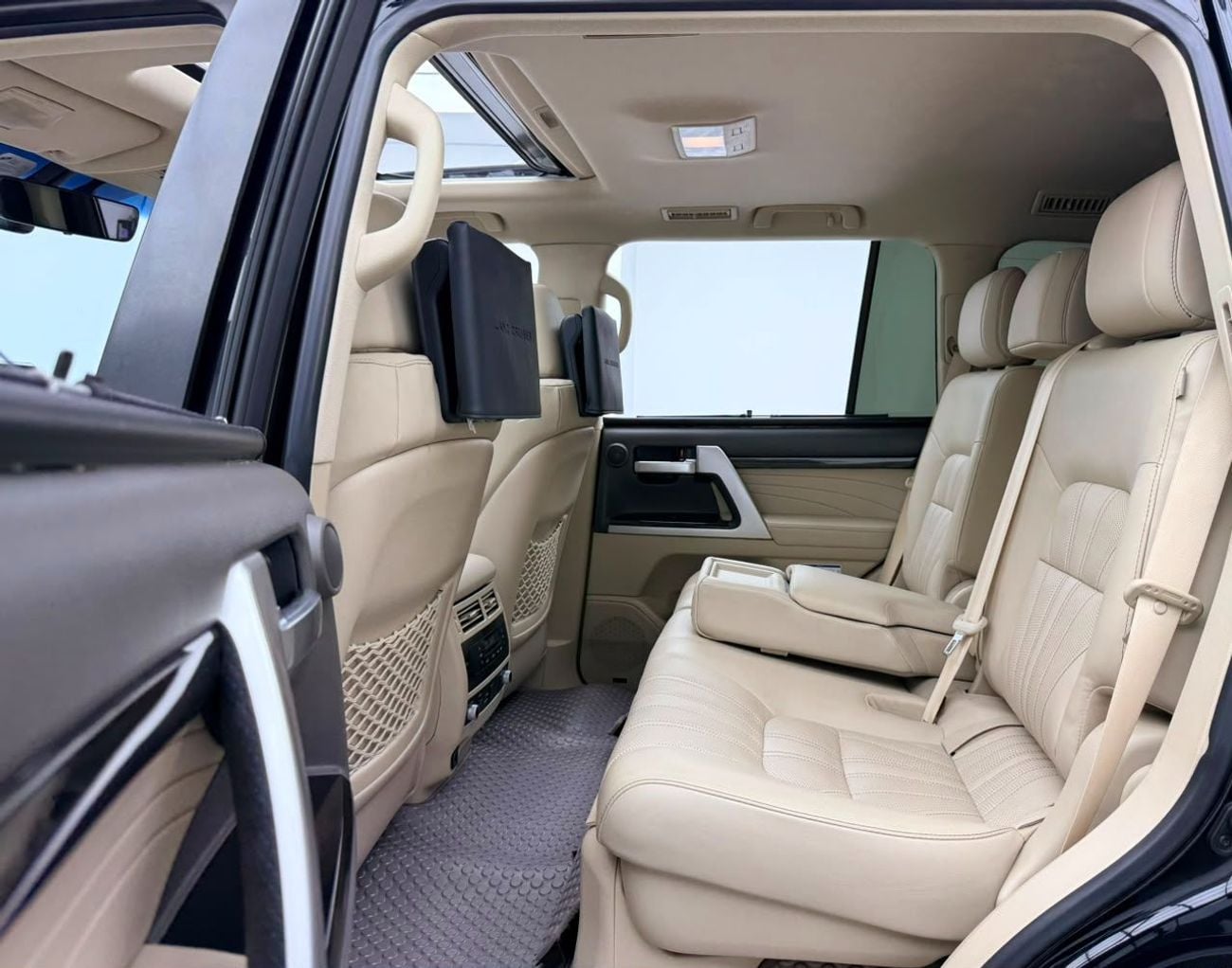 Toyota Land Cruiser 2020 Toyota Land Cruiser VX S, Auto Guard Warranty, Service History, GCC Specs