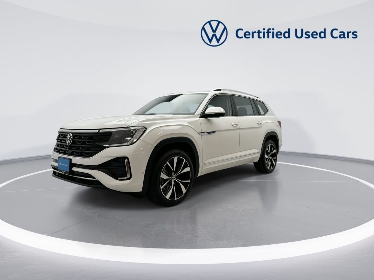 Volkswagen Teramont R-Line 3.6L (Ref#38546) - 33,100 AED SAVINGS from New Car