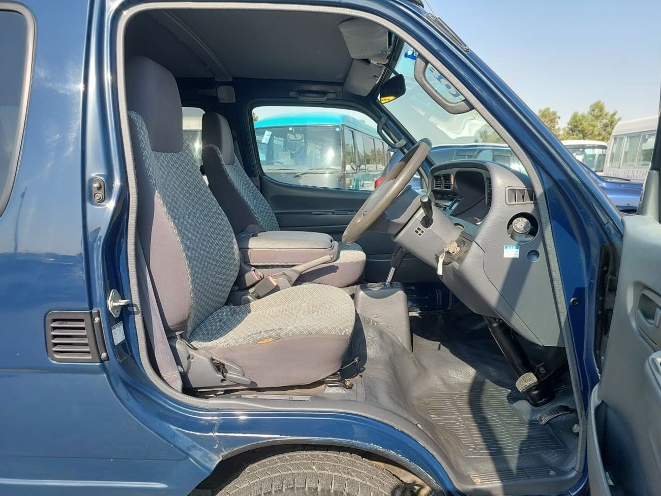 Toyota Hiace TOYOTA HIACE VAN RIGHT HAND DRIVE PETROL 1RZ-E ENGINE (PM07778)