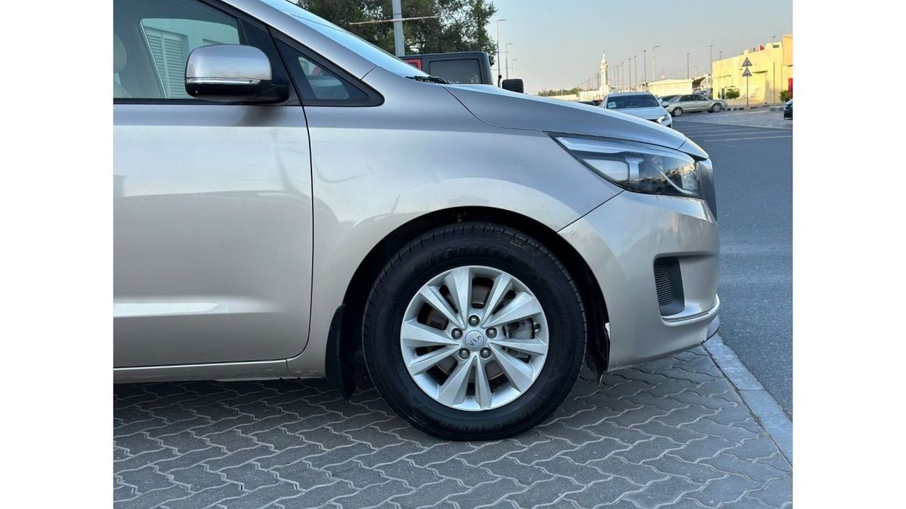 كيا كارنيفال EX GCC