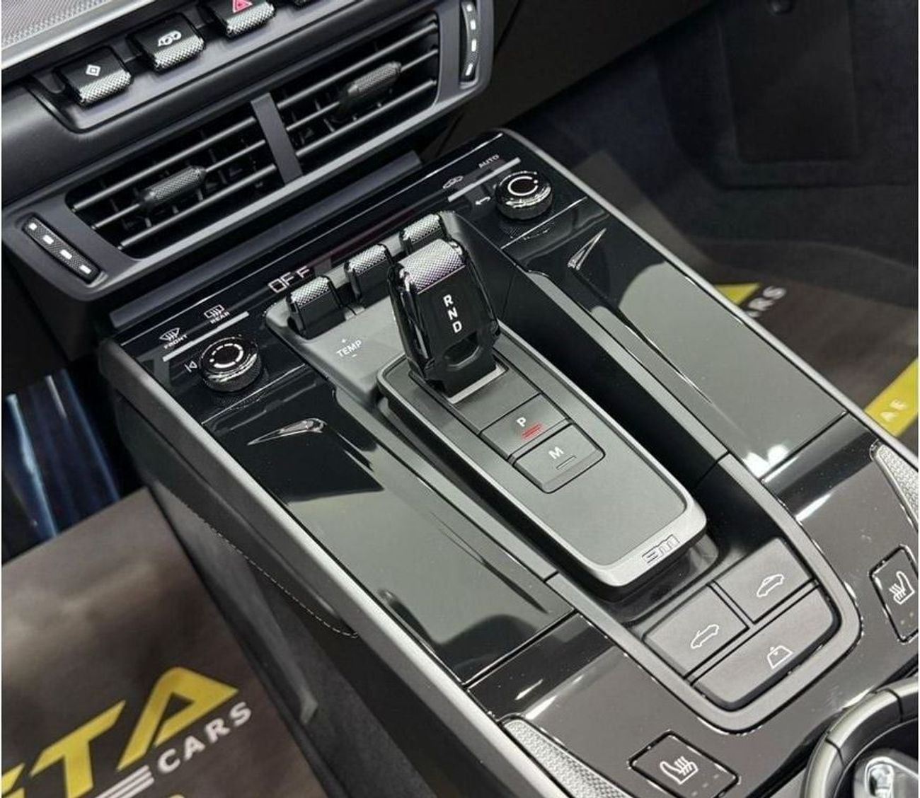 بورش 911 2025 Porsche 911 Carrera 992.2, 2 Year Agency Warranty, Full Service History, GCC