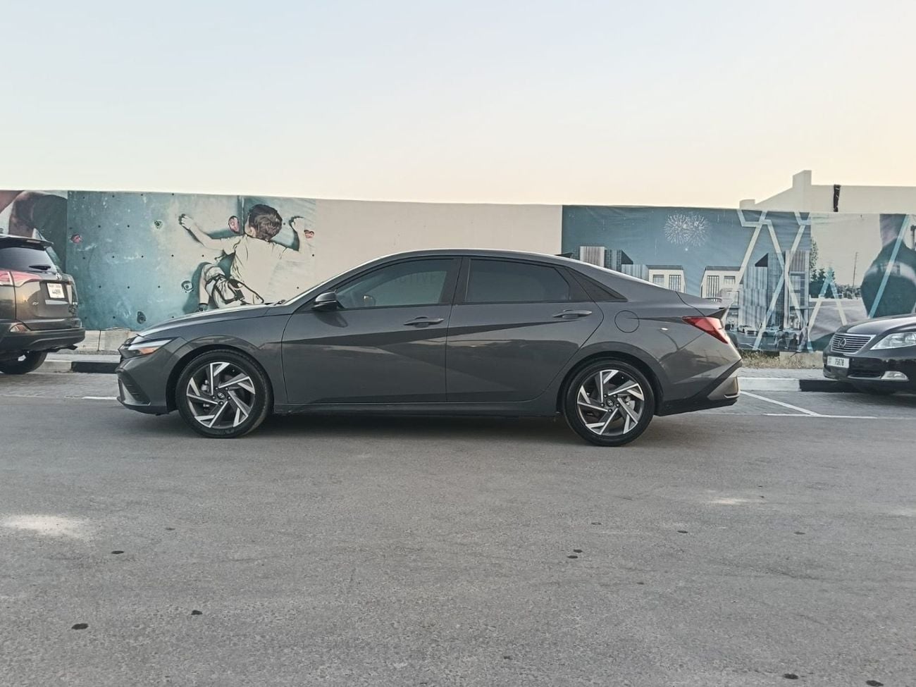 هيونداي إلانترا GL 2.0L