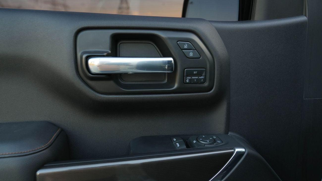 GMC Sierra 5.3L V8 AT4 Regular Cab (AWD)