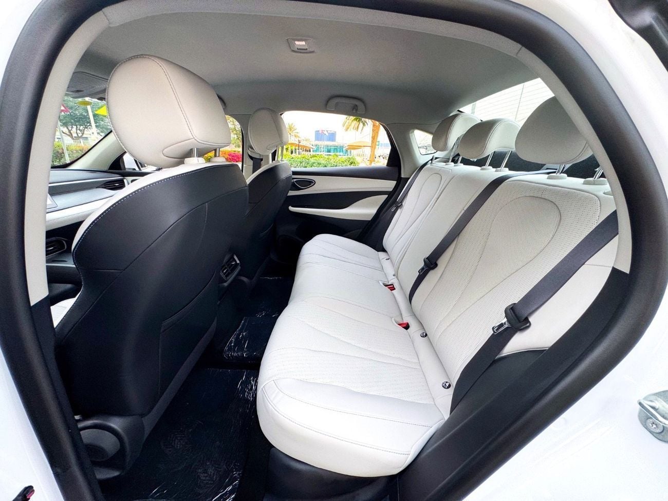 بي واي دي سيل 05 DM-i 2025 BYD Seal 05 DM-i | 1.5L Hybrid (Plug-In) | For Local Registration (55,000 AED)