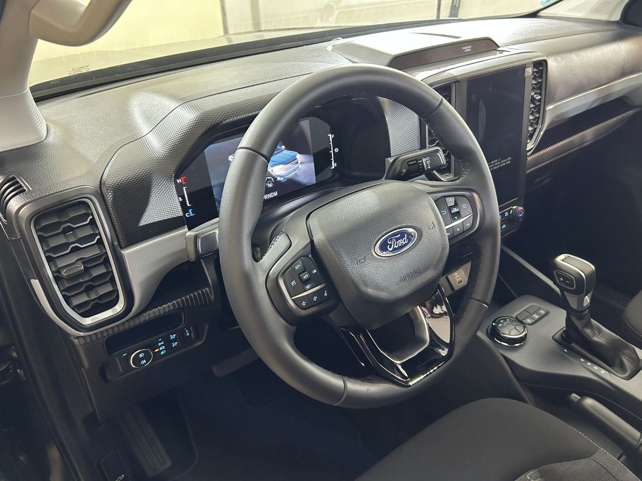فورد رانجر XLT RDD3424 /AL TAYER MOTORS/AL QOUZ SHOWROOM