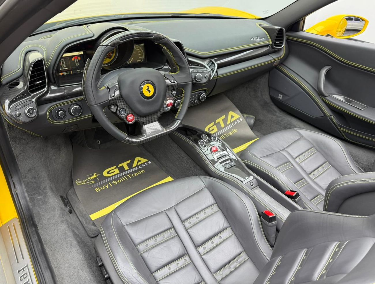 Ferrari 458 Spider 2012 Ferrari 458 Spider ,Al Tayer Service History ,Excellent Condition ,GCC Specs