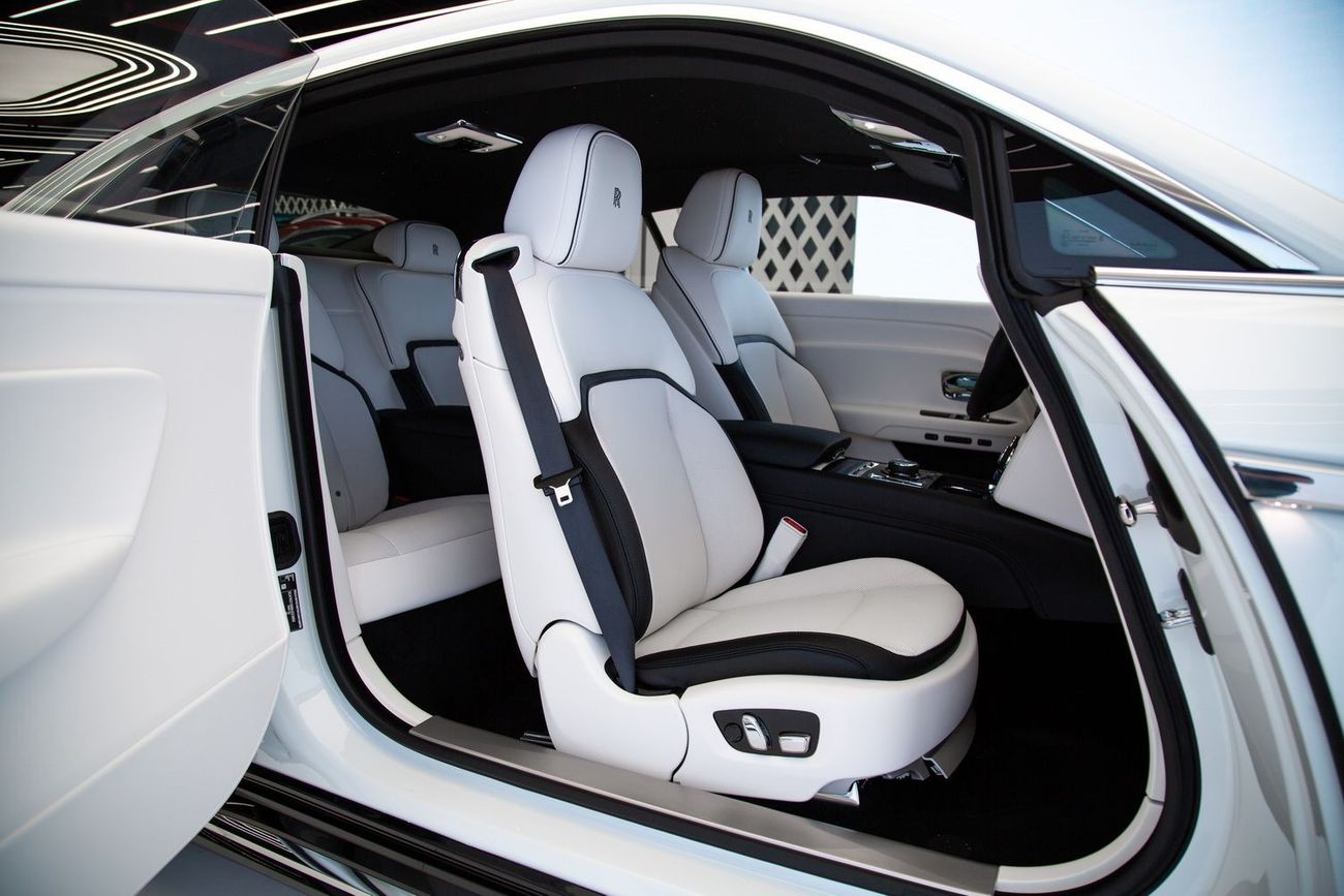 Rolls-Royce Spectre Coupe