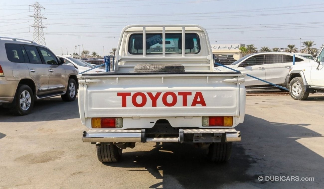 Toyota Land Cruiser Pick Up Right hand drive diesel manual 4 5 V8 1VD special offer price