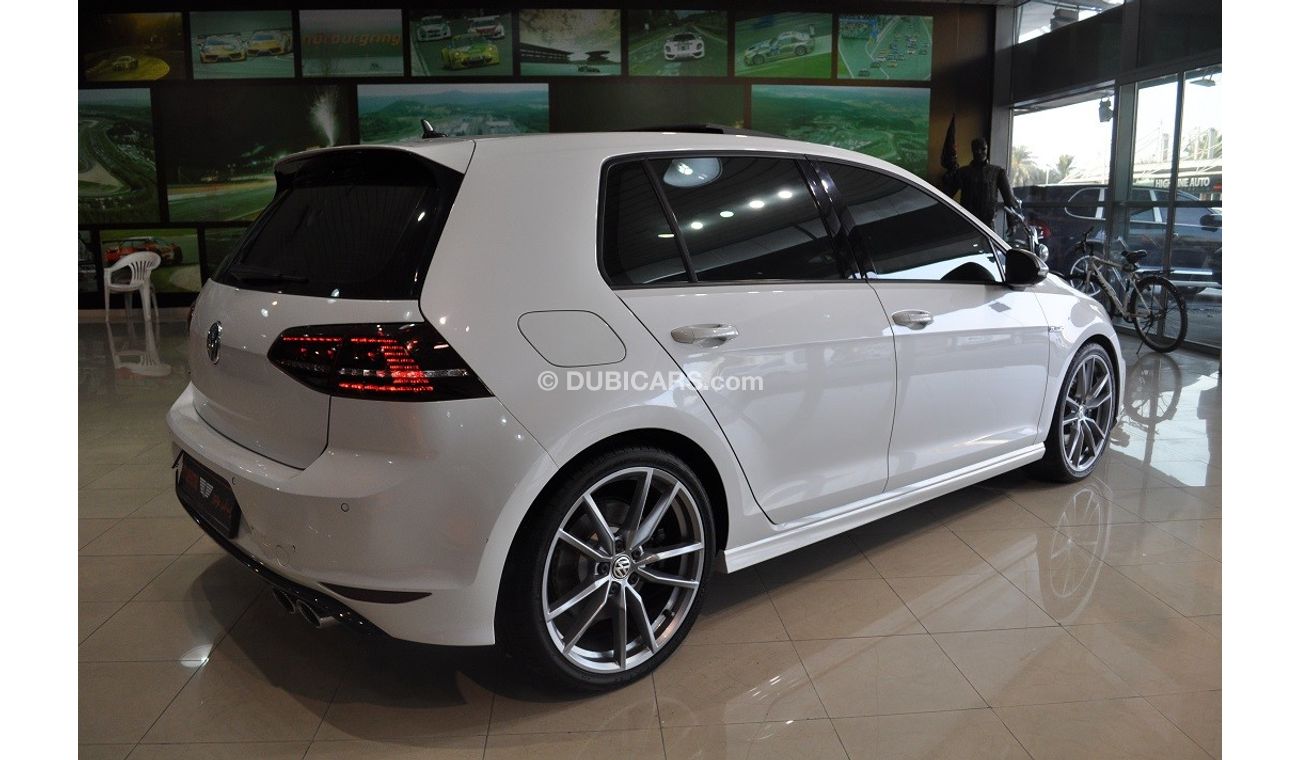 Used Volkswagen Golf R 2016 for sale in Dubai - 116614