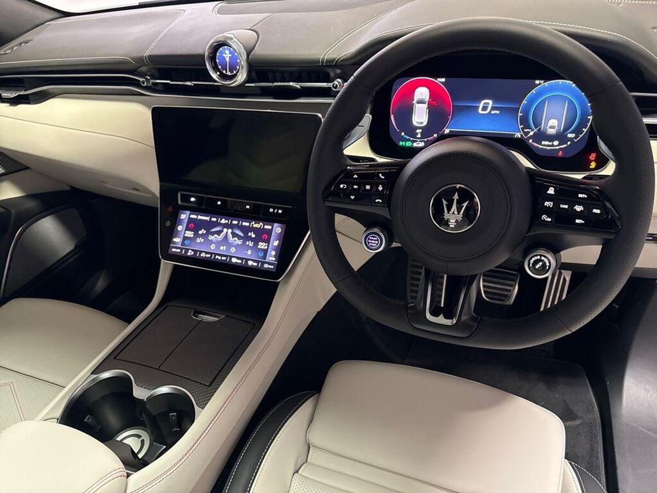 Maserati Grecale 3.0 V6 Trofeo ZF 4WD Euro 6 (s/s) 5dr (EXPORT ONLY) right hand drive