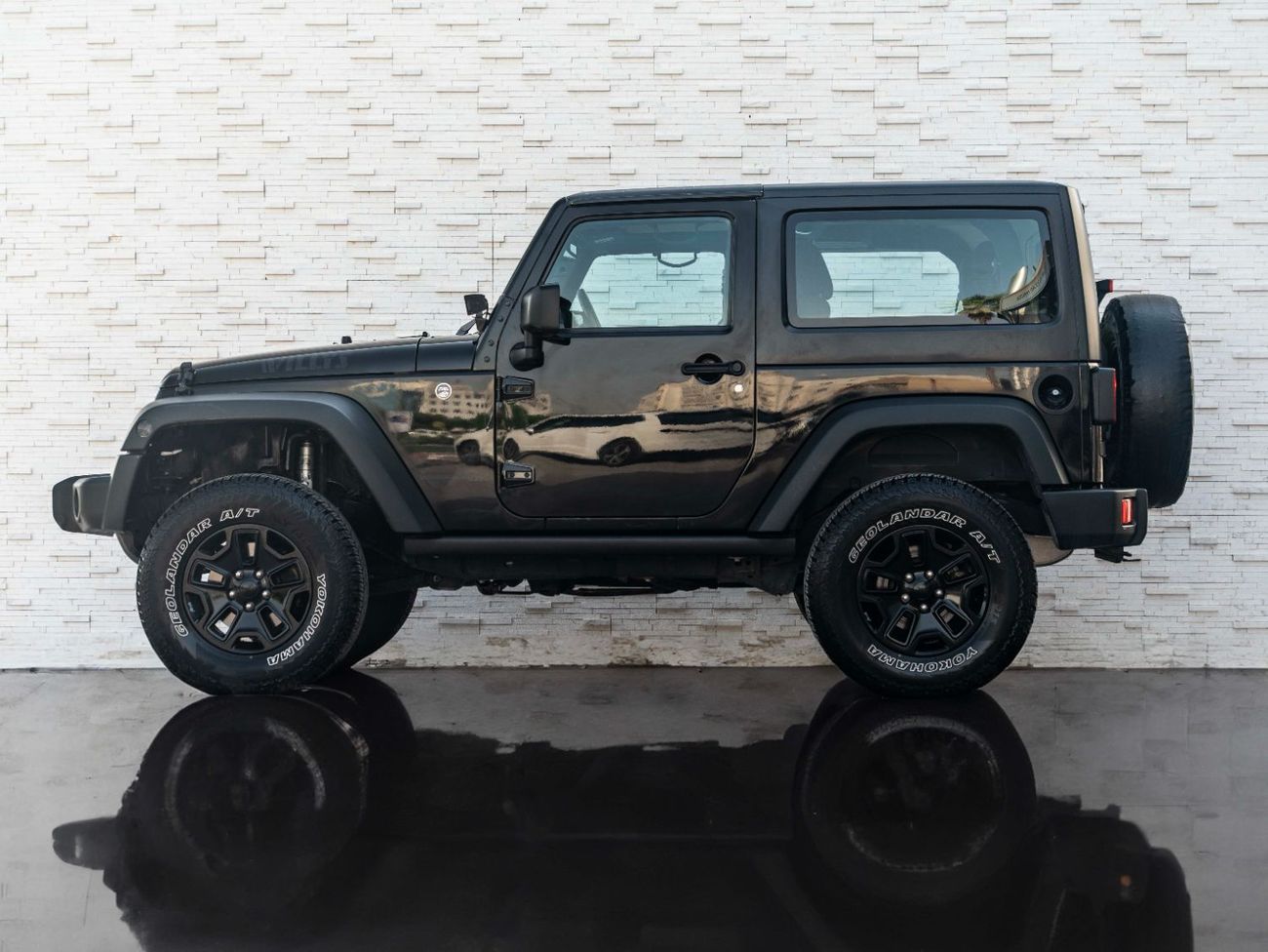 Jeep Wrangler Willys Wheeler 3.6L A/T (2 Door)