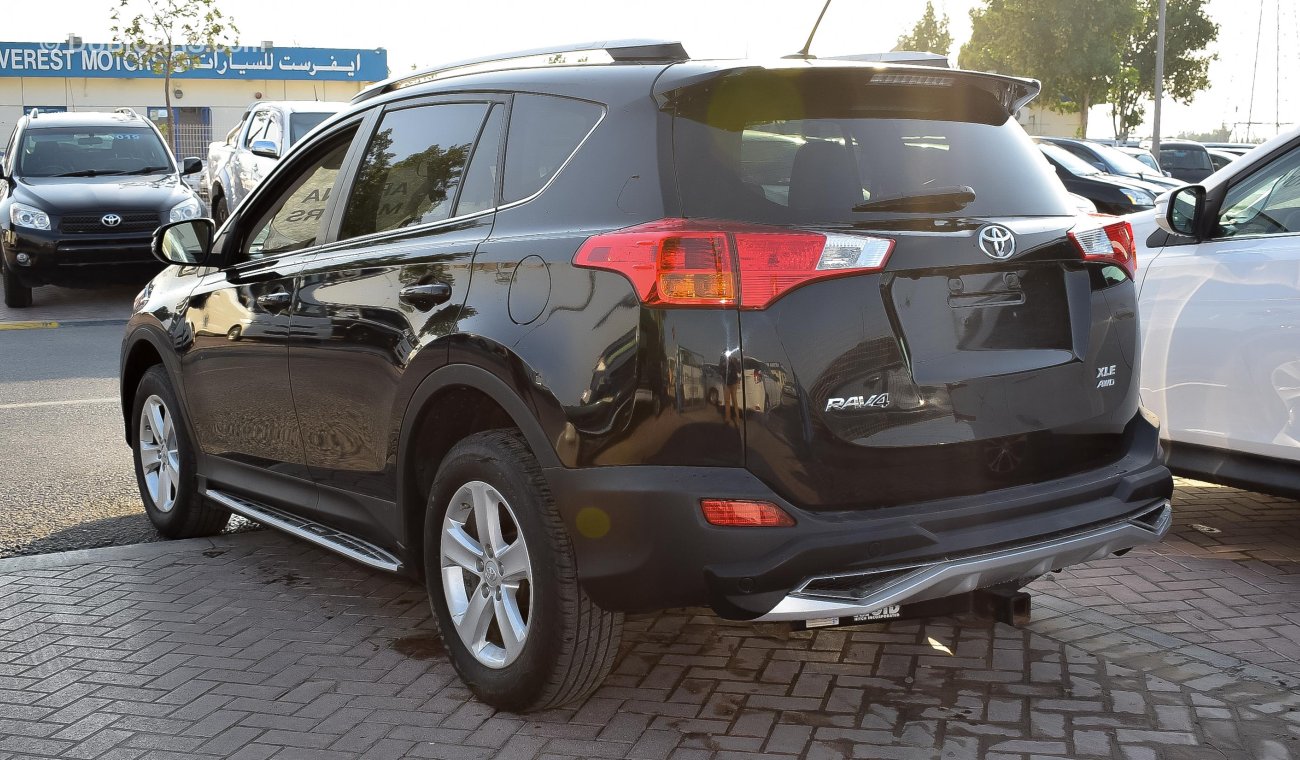 Toyota RAV4 XLE AWD