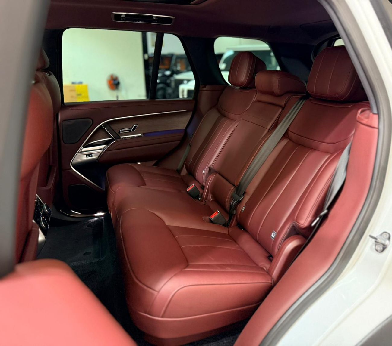 لاند روفر رينج روفر P530  SE