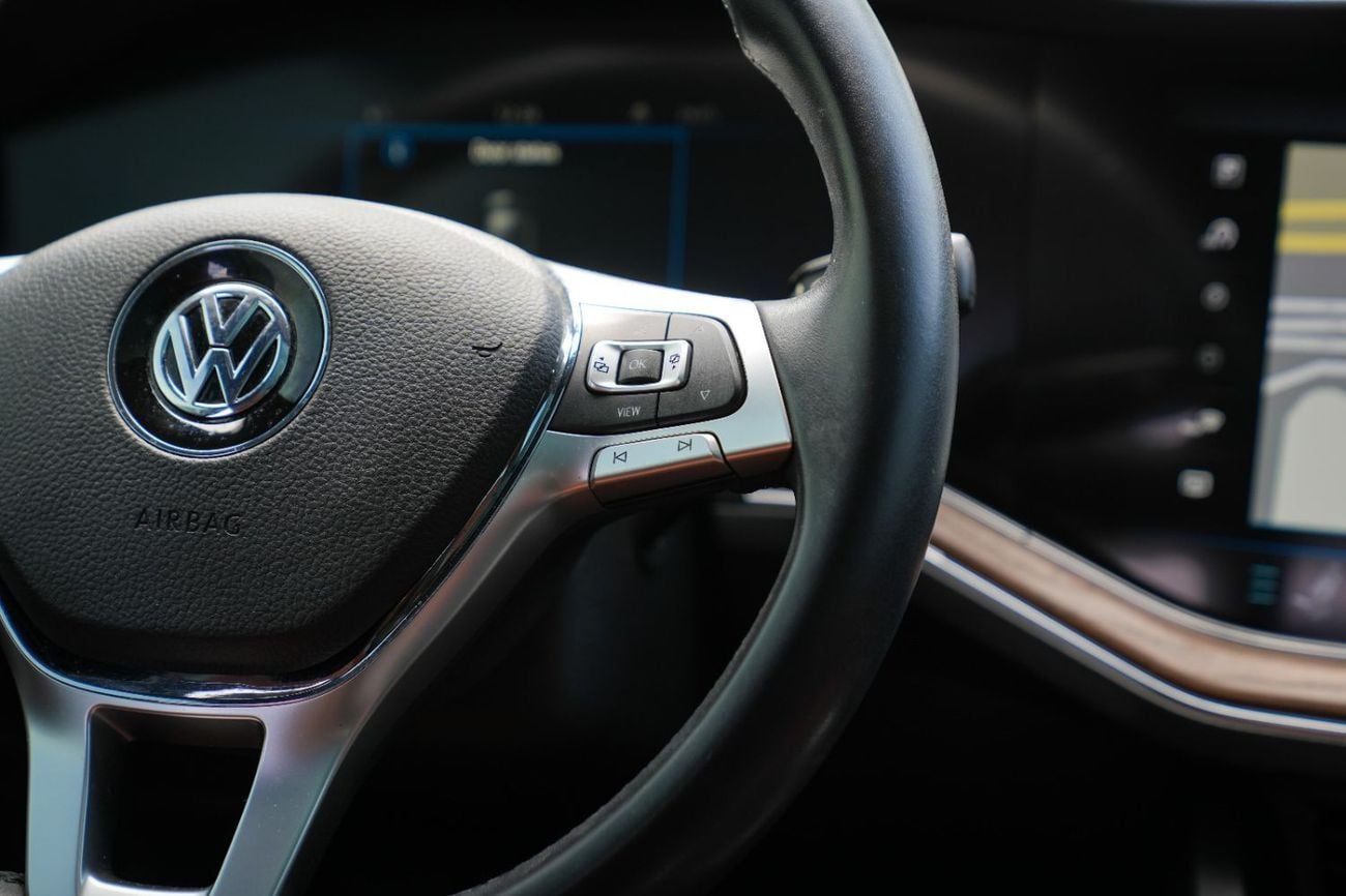 فولكس واجن طوارق 2020!! GCC SPECS!! FULL SERVICE HISTORY FROM AL NABOODA