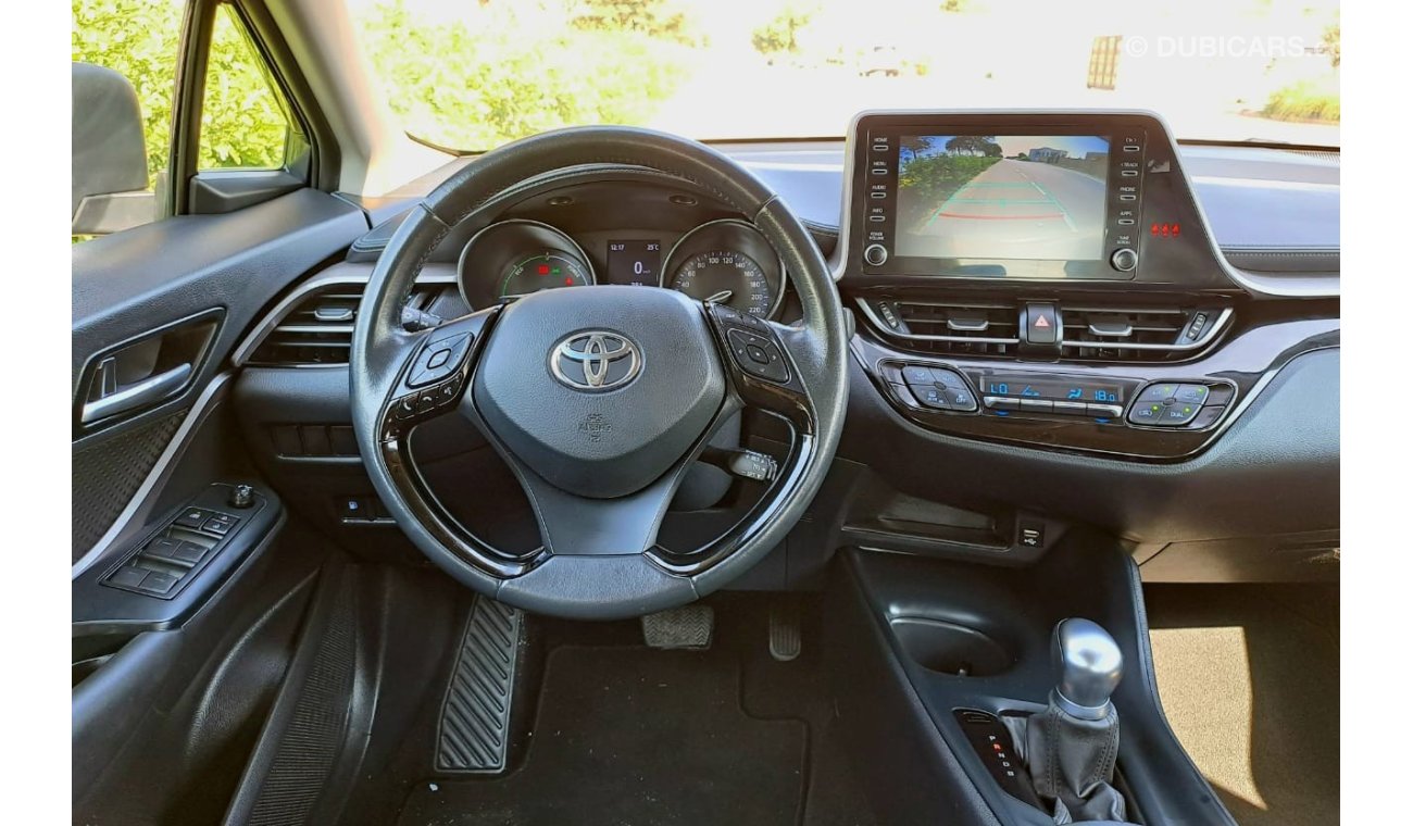 Toyota C-HR Dynamic 2021 1.8L HYBRID GCC (1330/-MONTHLY)