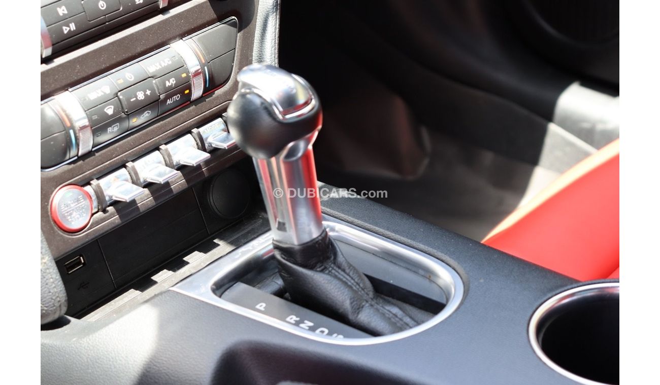 Ford Mustang EcoBoost Premium Ford Mustang EcoBoost /2019 / USA