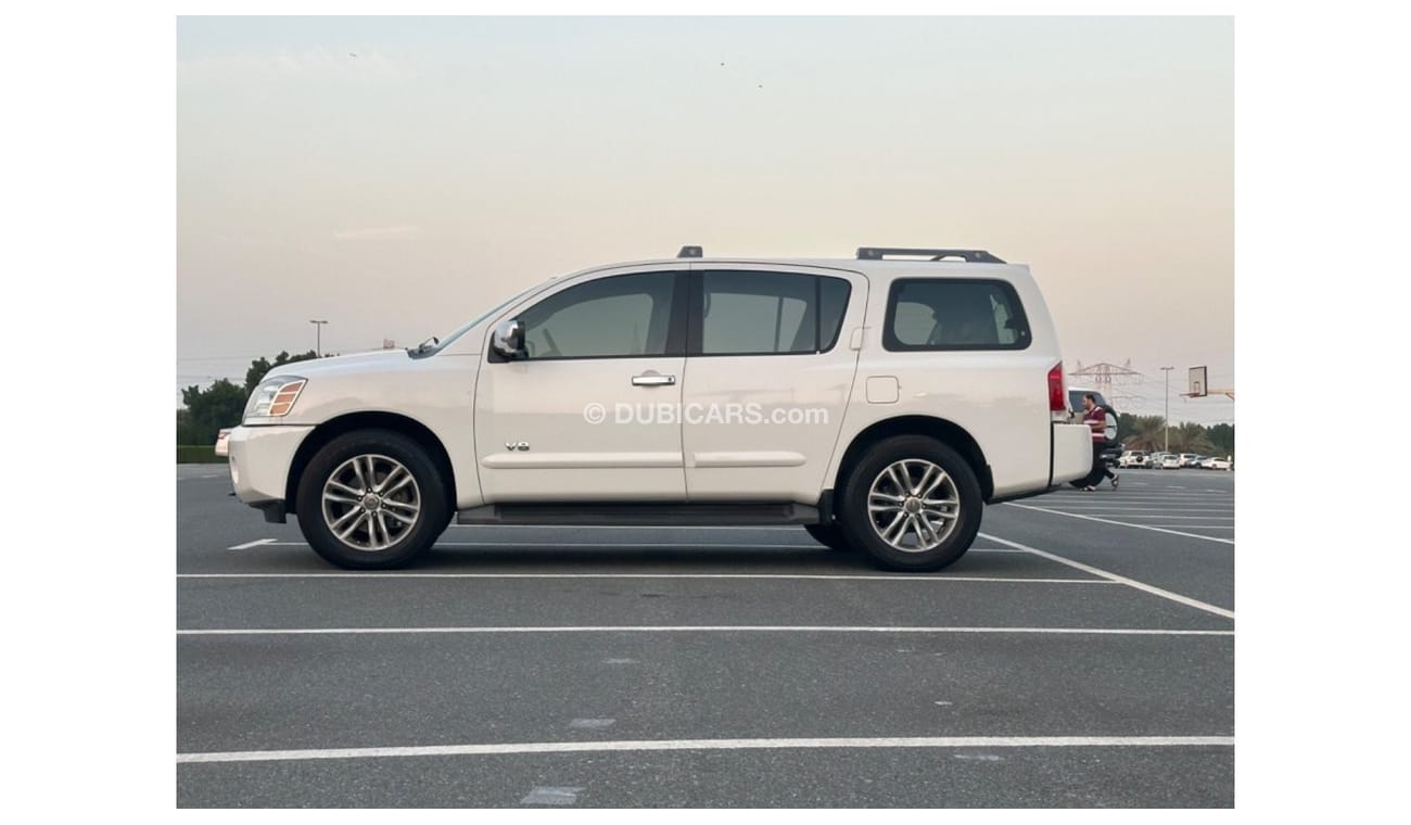 Nissan Armada MODEL 2014 GCC CAR PERFECT CONDITION INSIDE AND OUTSIDE FULL OPTION SUN ROOF LEATHER SEATS