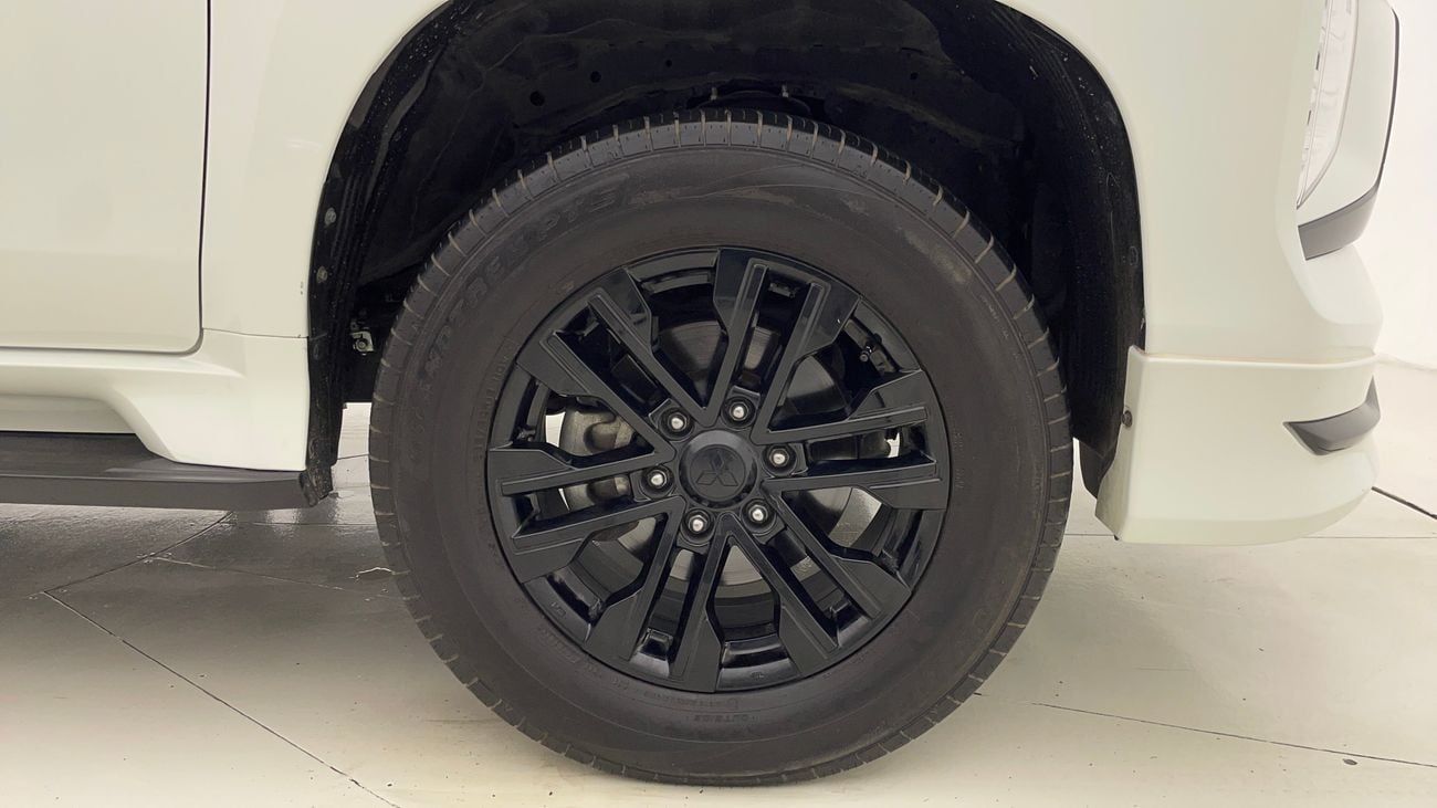 ميتسوبيشي مونتيرو سبورت PRIME EDITION 3 | بدون دفعة مقدمة | اختبار القيادة في المنزل